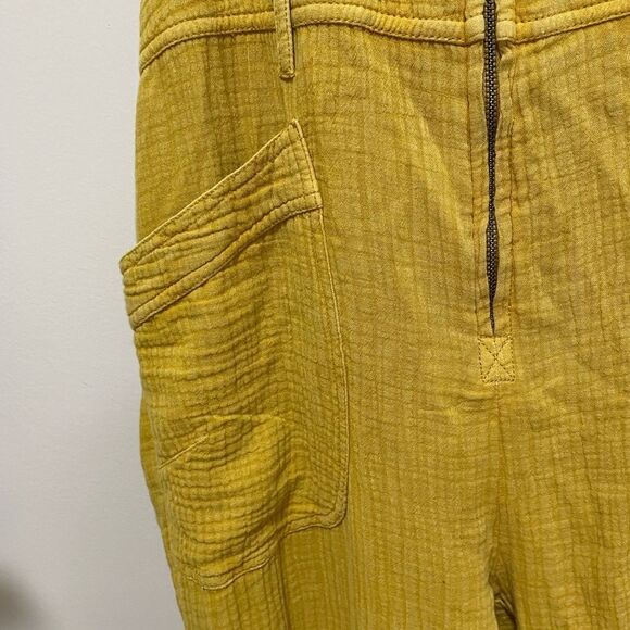 Pilcro by Anthropologie Gauzey
Painters Overalls
Size 31
$128 - Picture 7 of 12